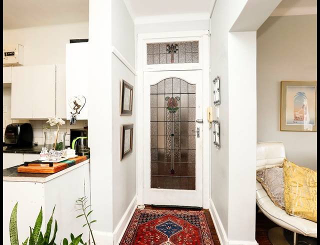 2.5 BEDROOM APARTMENT FOR SALE IN ESSENWOOD